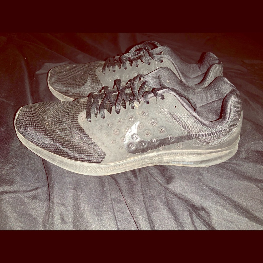 Men’s Nike size 12